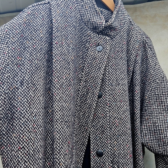 VINTAGE 1980s Cool Textured Tweed Tweed MIDI Coat/Jacket With Batwing Detail - Picture 3 of 13